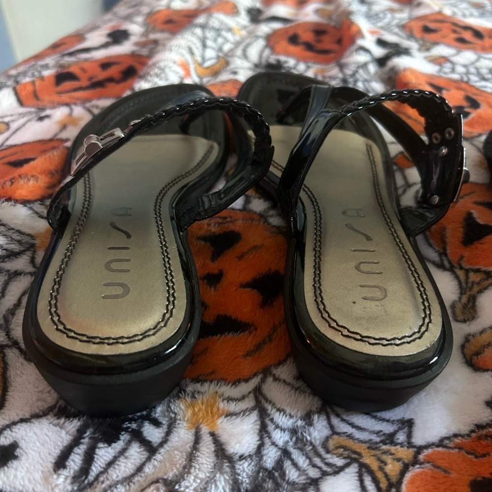 Unisa Glossy Black buckle Women's Sandals